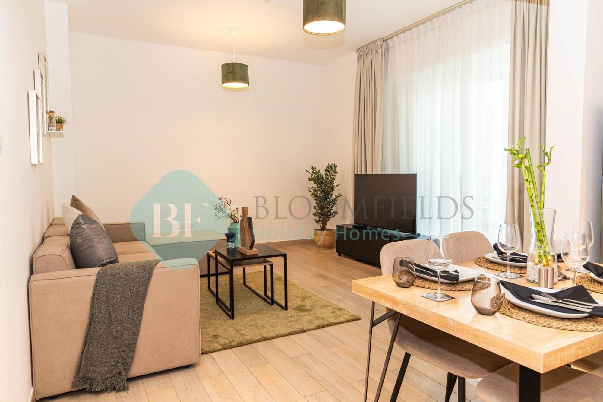 Bloomfields Stylish 1br In Waters Edge Yas Island Abou Dabi